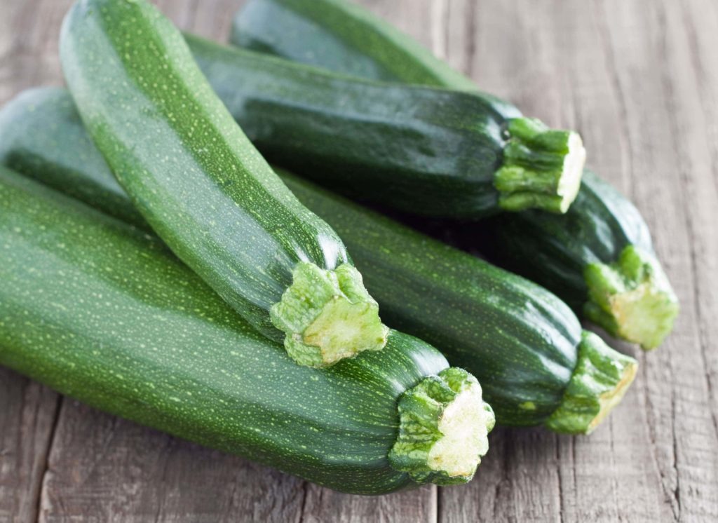 courgettes-en-rondelles-bio-2.5kg-ambiance-1024x746